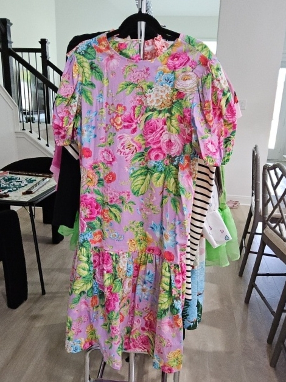 Floral Pink Puff-Sleeve Dress|| Size Large